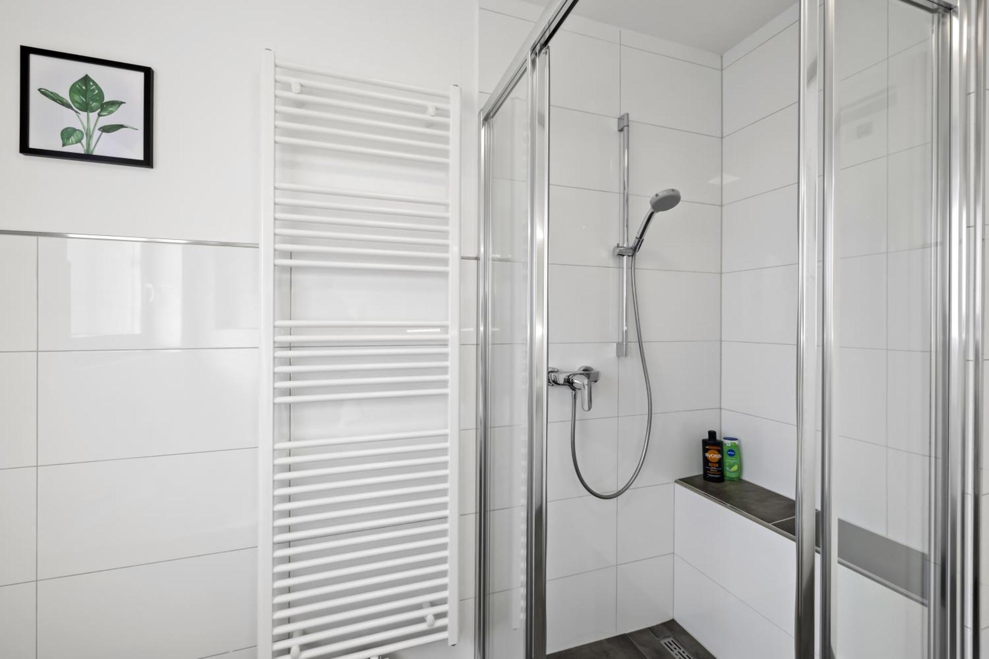Svyvo Siegburg - Cozy Serviced Apartments Near Cologne & Bonn Bilik gambar