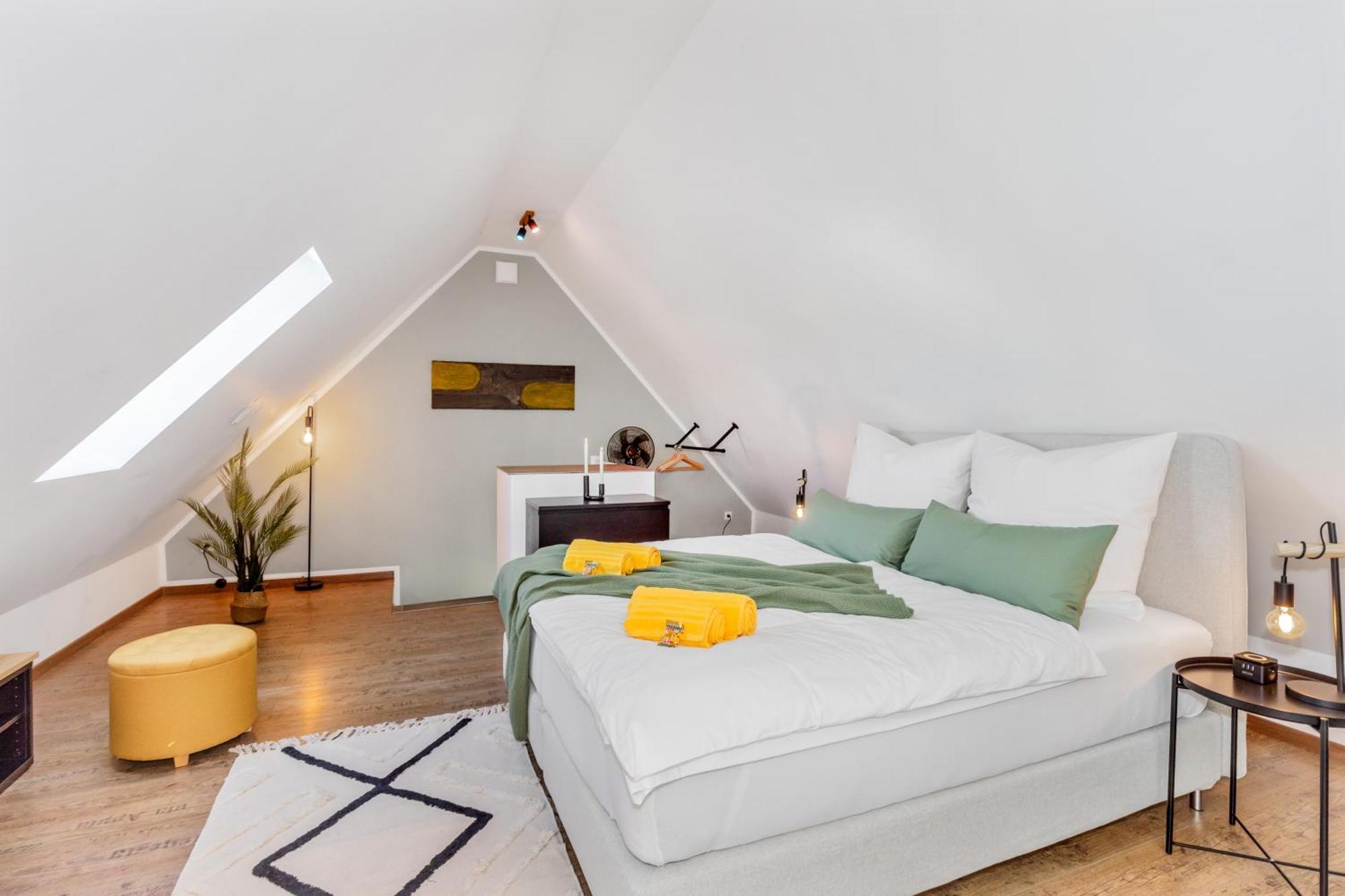 Svyvo Siegburg - Cozy Serviced Apartments Near Cologne & Bonn Bilik gambar